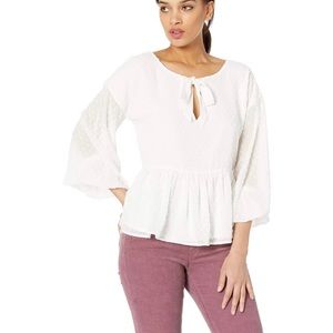 Cupcakes & Cashmere blouse size Med